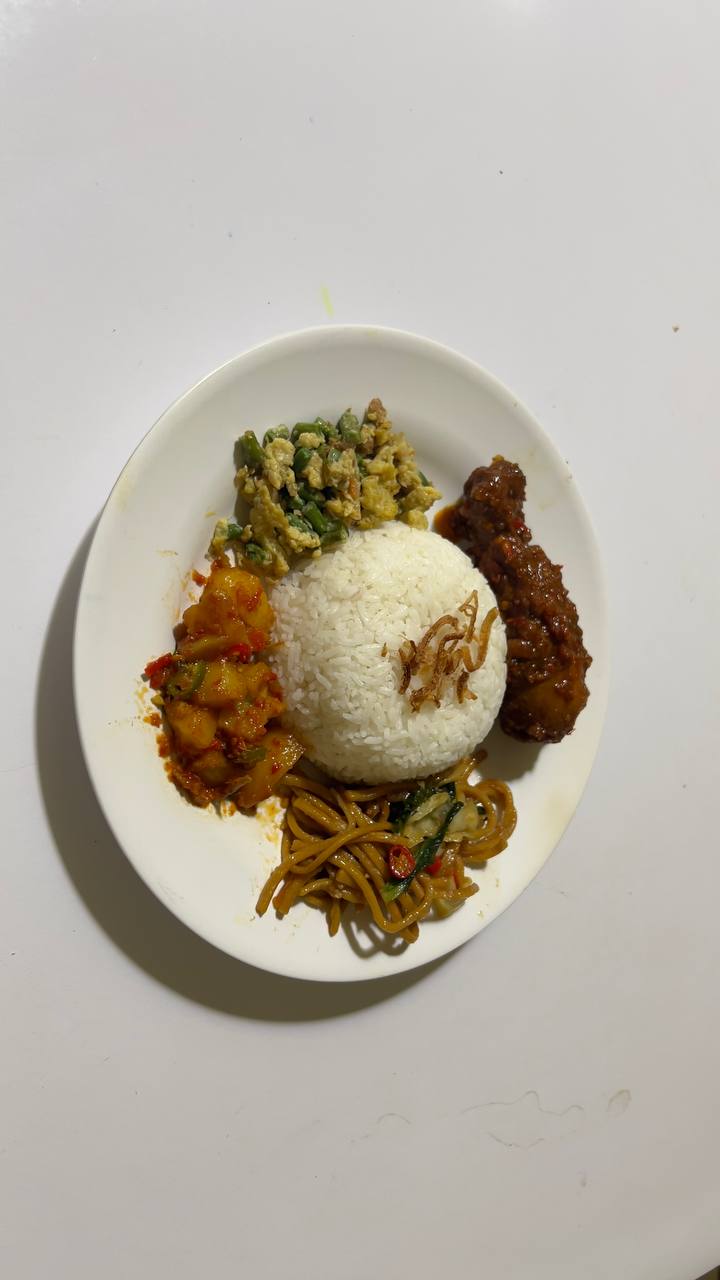 Nasi Sayur Ayam Rendang